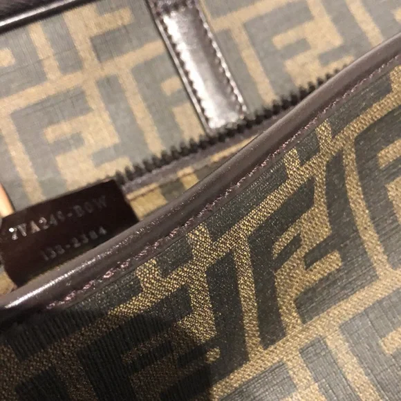 ❤️SOLD❤️🎉HP🎉 FENDI bag FF Business bag - Picture 11 of 13